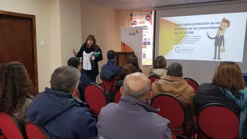 CGE Biobío realizó segundo taller sobre deberes y derechos del consumidor