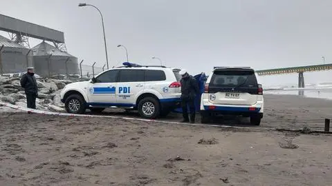 Entregan identidad de mujer encontrada muerta en playa de Penco
