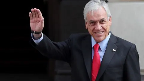 Presidente Piñera concreta primer cambio de gabinete de su segunda administración