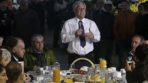 ¿Un tecito con Piñera en Concepción? Presidente se raja con la once si tú pones la casa