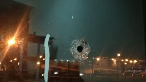 Gendarmes acusan que fueron atacados con metralletas en El Manzano 2