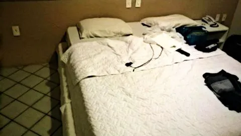 Menor de 13 años apuñala a su madre porque lo despertó para ir a clases