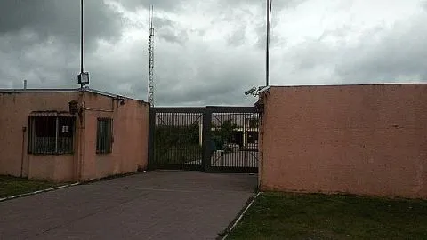 Salud inicia sumario sanitario tras masiva intoxicación en Sename de Coronel