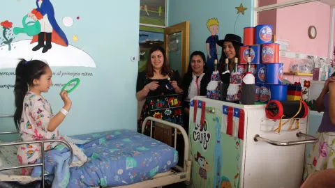 Niños hospitalizados disfrutaron felices las Fiestas Patrias en Talcahuano