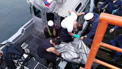 Hallan cuerpo de un hombre en los roqueríos del Parque Tumbes en Talcahuano