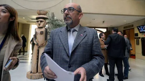 Sancionan a Leonidas Romero por declaraciones en contra de Daniela Vega