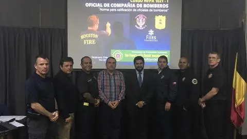 Bomberos de Talcahuano comienzan importante curso de certificación internacional