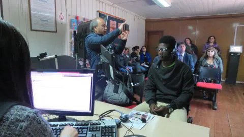 Chileatiende inauguró innovador sistema de videointerpretación