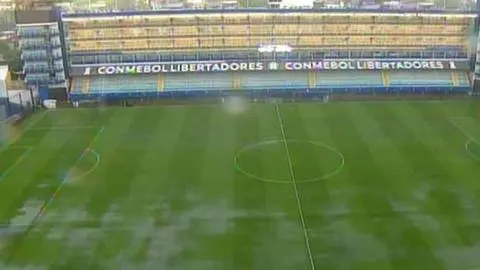 Suspenden la “Superfinal” de Copa Libertadores entre Boca y River
