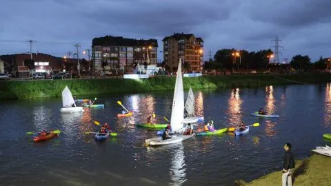 Iluminan Brisas del Sol para que familias disfruten del “Ifarle Navegable” en Talcahuano