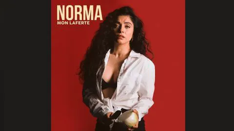 Llegó el nuevo disco de Mon Laferte “Norma”