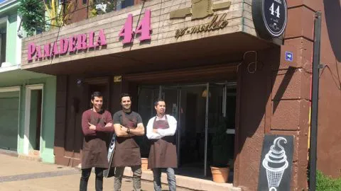 Toda la magia artesanal se mantiene en la panadería más antigua de Chiguayante