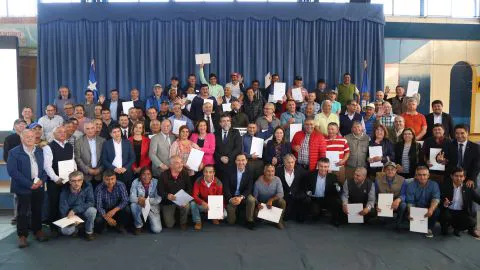 250 ex mineros de la Provincia de Arauco recibieron pensiones de gracia