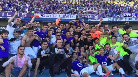 Locura en Collao: Deportes Concepción derrotó a Ferroviarios y ascendió a Tercera A
