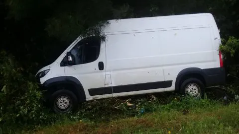 ¡Chofer grave por perdigones en la cara! Matrimonio fue atacado a disparos en barricada y uno es derivado a Concepción