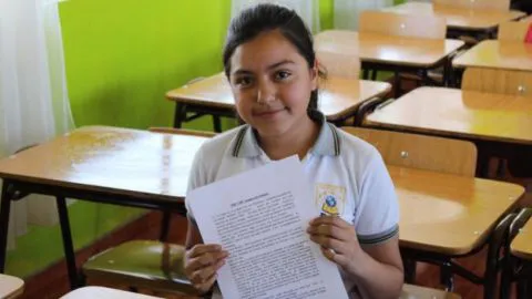 Conmovedor cuento de escolar relata el bullying que recibió tras muerte de su padre