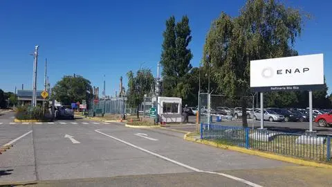 Allanan Enap en Hualpén por episodios de contaminación