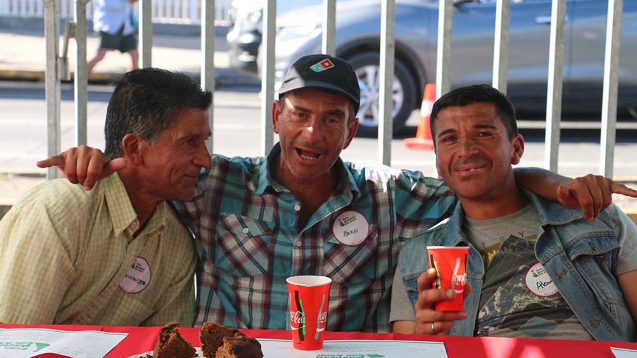 Cena de Navidad con Amor reunió a más de 850 personas en Concepción