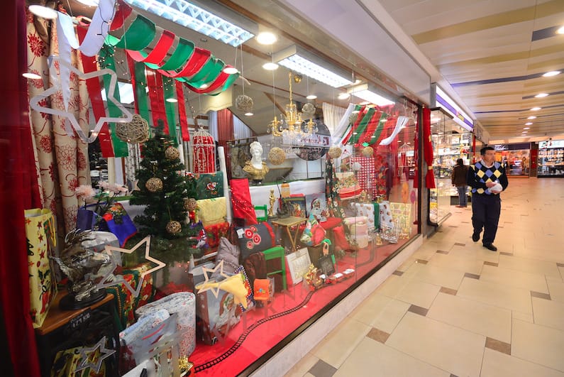 Comercio penquista asegura que no subirán precios en vísperas de navidad a pesar de crisis