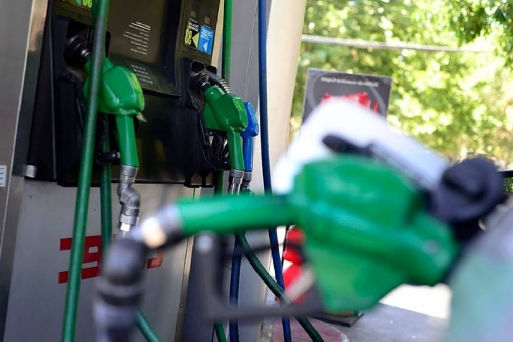 Suben las bencinas por octava semana consecutiva a partir de este jueves