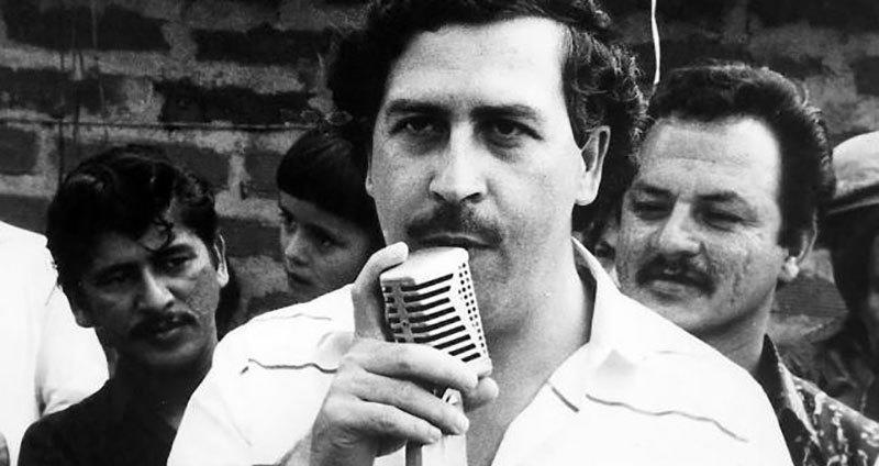 El hermano de Pablo Escobar inicia campaña para destituir a Donald Trump