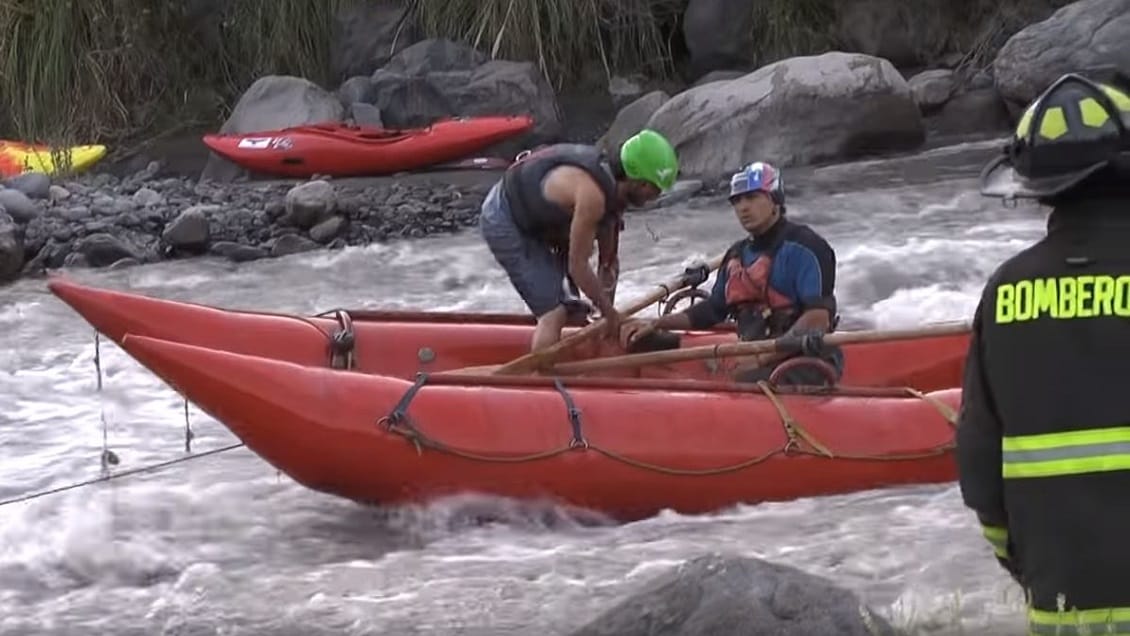 Pangal recuperó cuerpo de kayakista muerto en el Cajón del Maipo