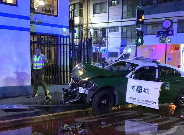 Carabineros de Concepción colisionaron y costosa patrulla resulta destruida