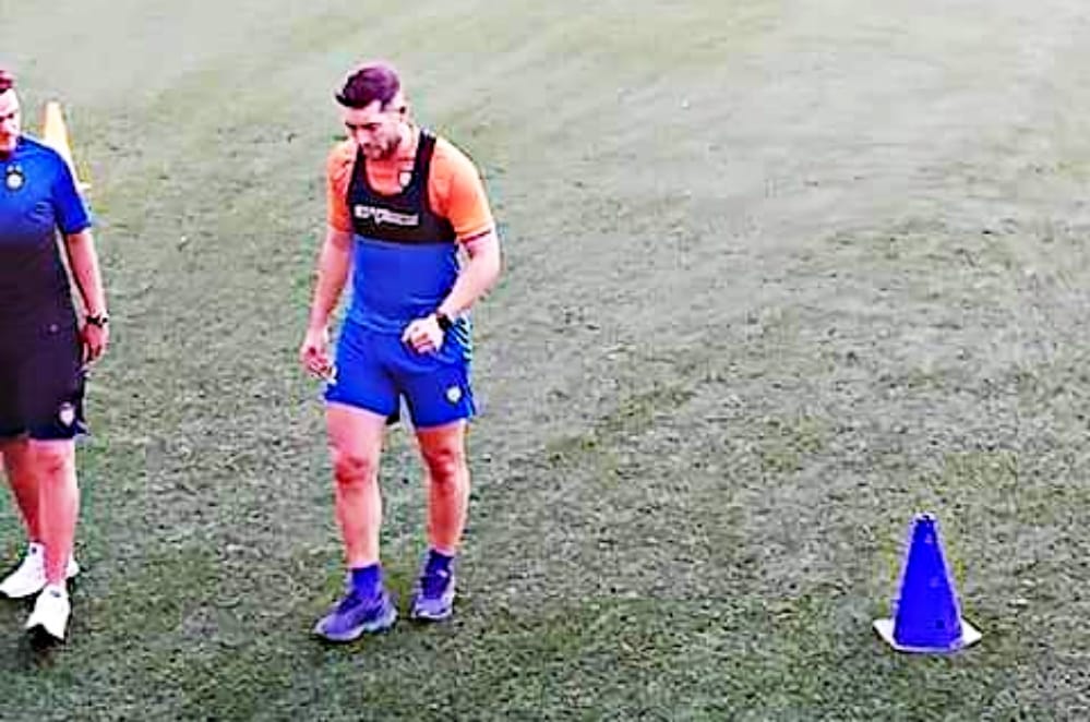 Pepe Rojas sorprende al planeta fútbol al entrenar con plantel de Huachipato