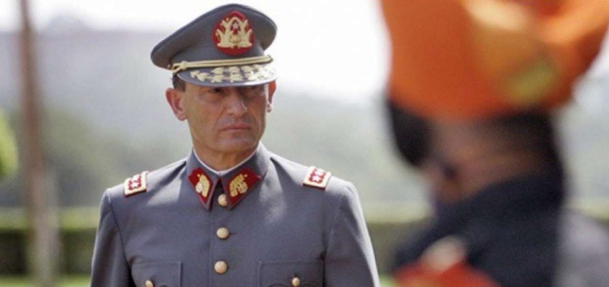 Juan Emilio Cheyre queda libre bajo fianza tras ser acusado de torturas