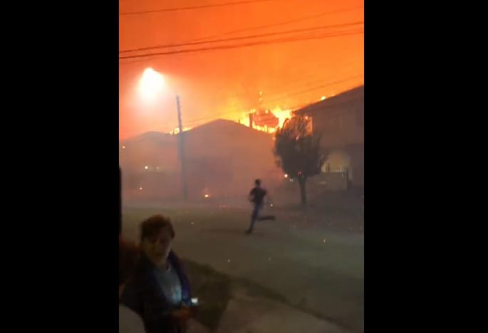 Dramático: ¡vecinos de san pedro de la paz enfrentan incendio forestal!
