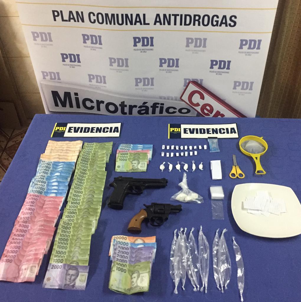 Detienen a sujetos que vendían droga en Dichato