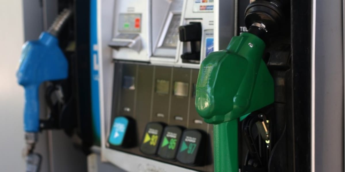 Nueva baja en las bencinas se registrará a partir de este jueves