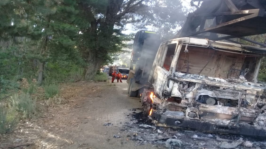 Invocan Ley de Seguridad Interior del Estado en querella por atentado contra siete máquinas forestales