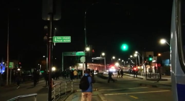 Concepción: Manifestante que lanzó molotov a Carabineros se tiró a la Laguna Redonda para evitar detención