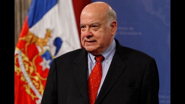 Insulza responde a Piñera tras su apoyo al proyecto de control de identidad a menores: “Nunca a los cuicos”