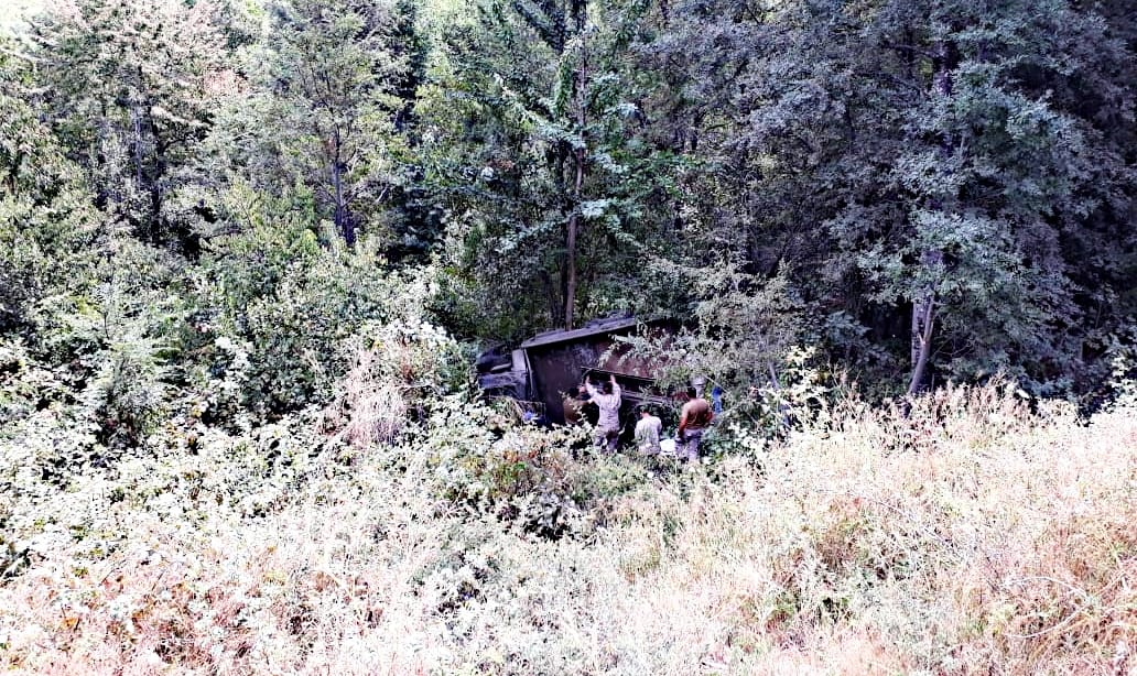 Gobierno corrigió información del volcamiento de camión militar en Alto Biobío: : Un muerto y nueve heridos