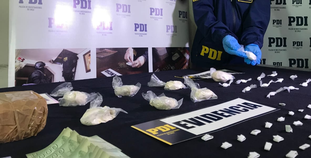 PDI decomisa más de 900 dosis de droga que se venderían en Lirquén