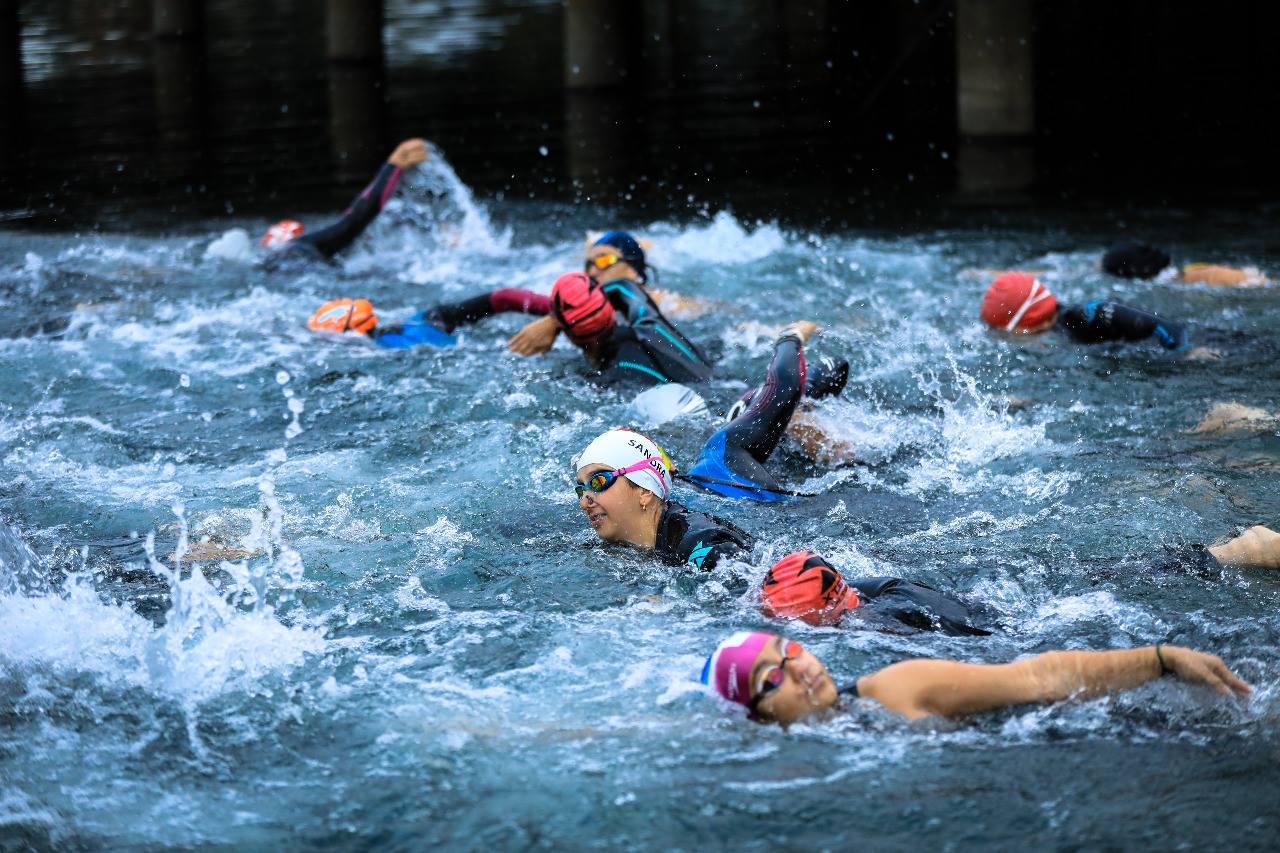 Deportistas desafiaron la Laguna Avendaño en Quillón