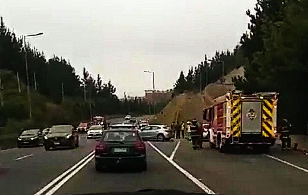 8 personas resultan con lesiones tras violento accidente en el bypass Penco Lirquén