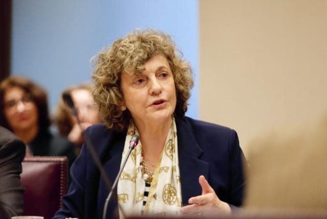 Vocero de la Corte Suprema desestima amenaza de Dobra Lusic sobre regular la prensa