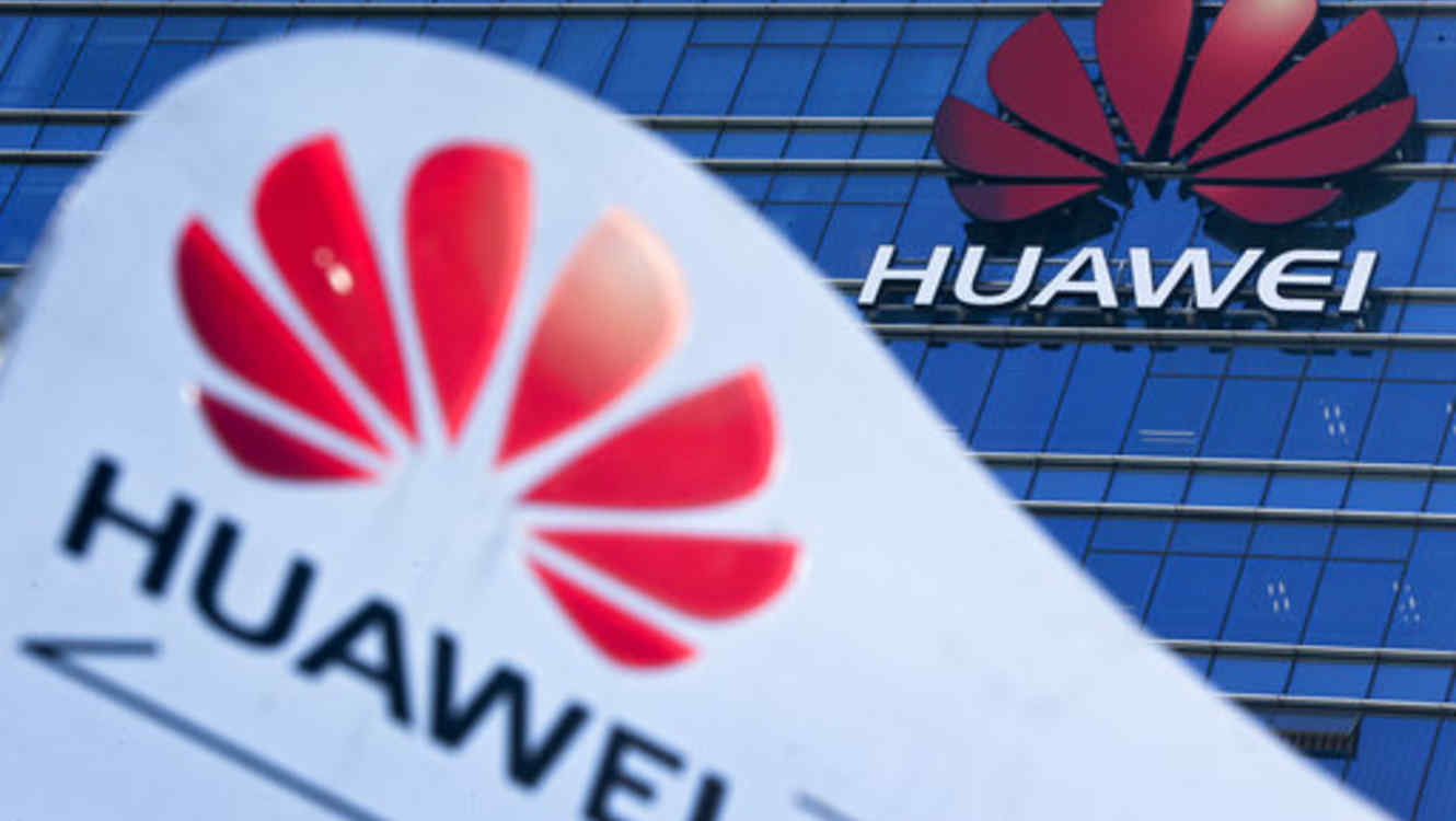 ¿No más WhatsApp ni Youtube? Google rompe con Huawei
