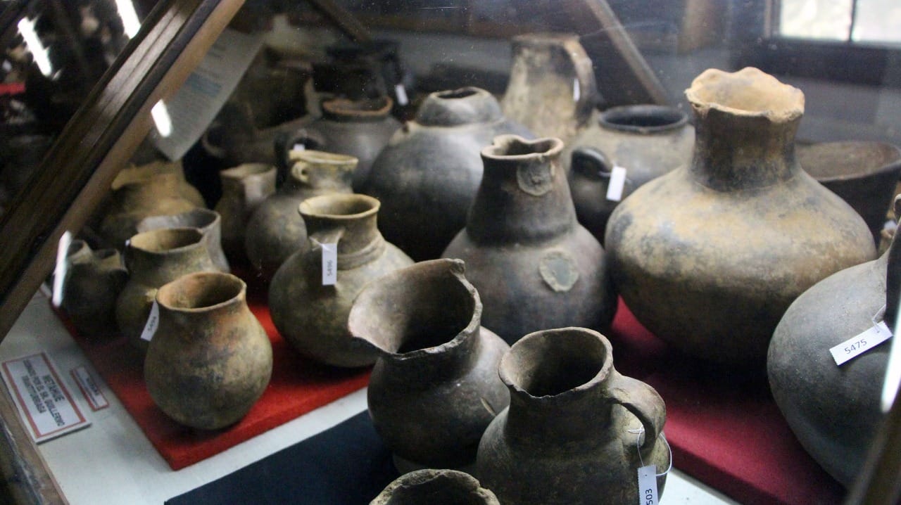 Con más de 8.000 piezas cuenta el Museo Stom en Chiguayante