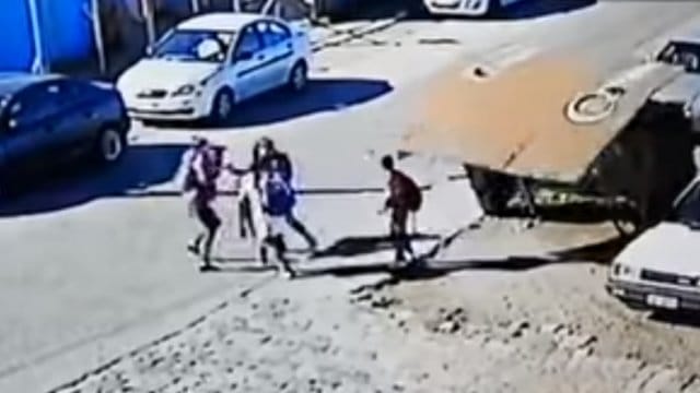Talcahuano declara 27 paraderos de micros en estado crítico luego que uno cayera sobre niño