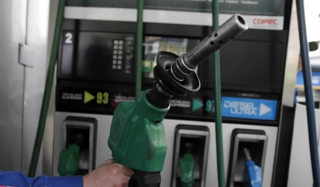 Sólo la bencina de 97 octanos bajará de precio a partir de este jueves