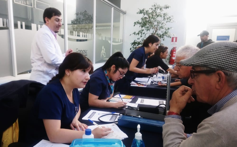 Salud advierte sobre riesgos de la Hipertensión con masiva toma de exámenes