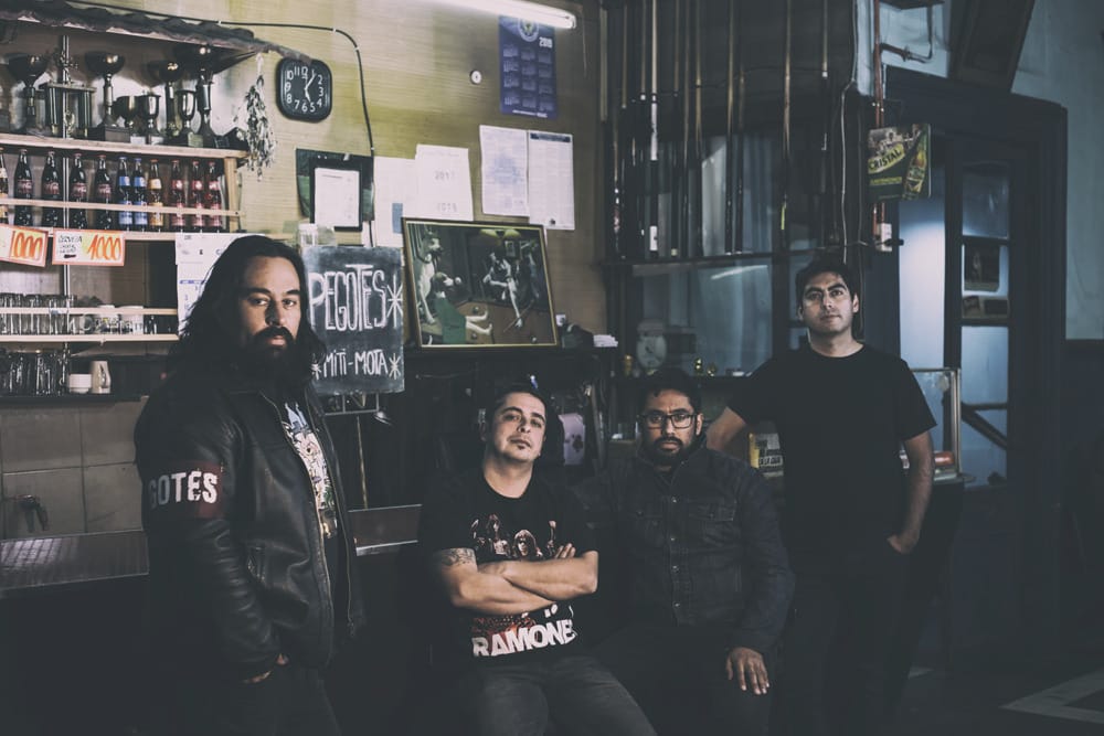 Pegotes: La emblemática banda penquista celebra sus 25 años con nuevo disco