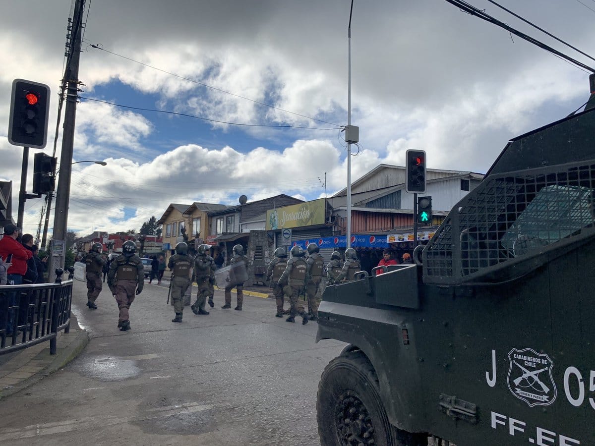 Hubo disturbios y detenidos: Comunidades mapuche de Cañete rechazaron la consulta indígena