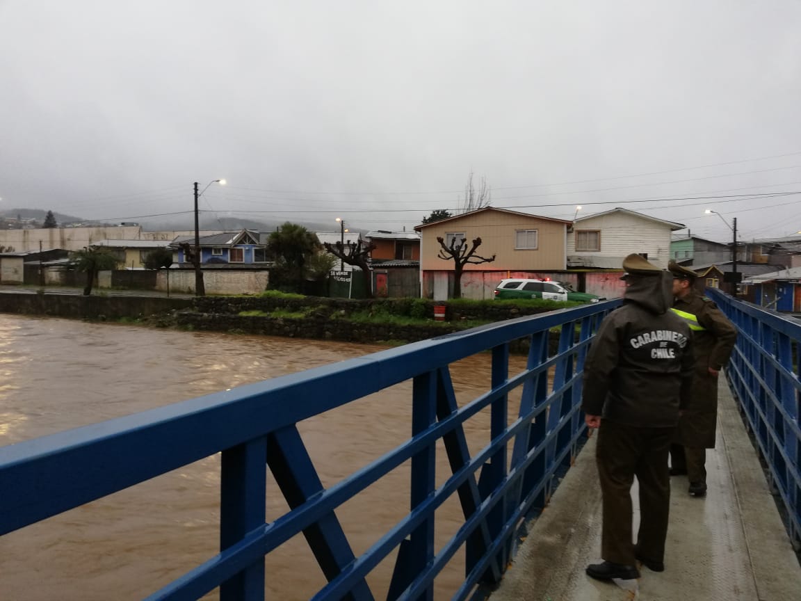 Declaran alerta roja para comuna de Cañete: río se desborda y su nivel sigue aumentando