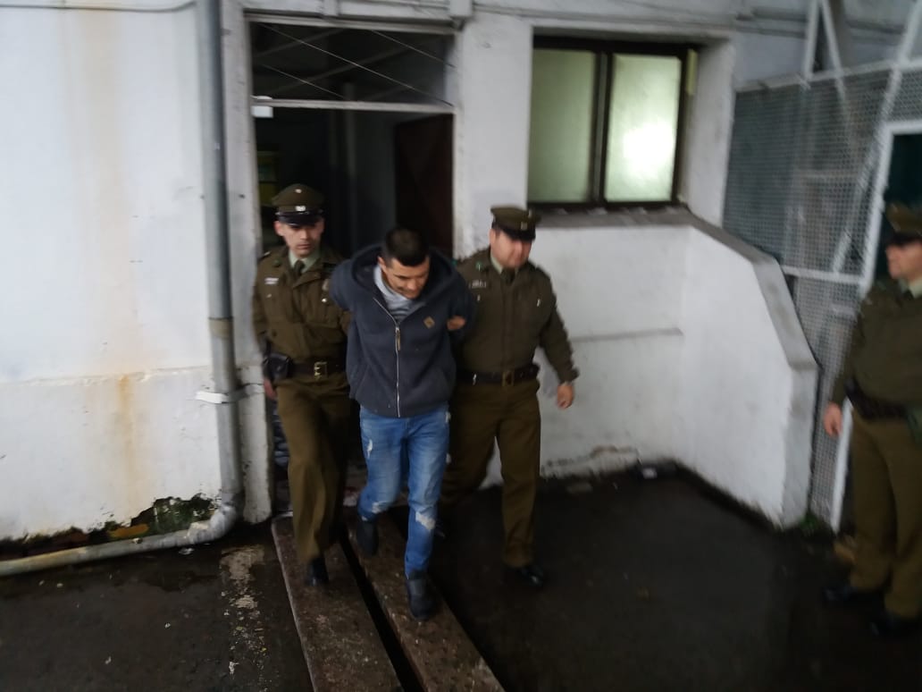 Delincuente con nutrido prontuario policial fue detenido con un arma lista para disparar en Concepción