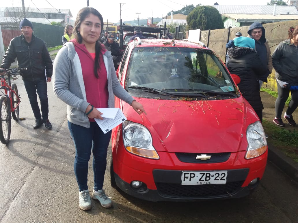 Joven de Dichato sufrió la caída de árbol sobre ella y su familia mientras conducía